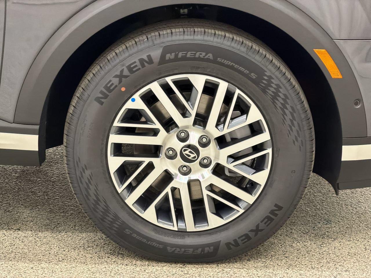 New 2027 Ecotronic Gray Pearl Hyundai SEL Premium AWD image 10
