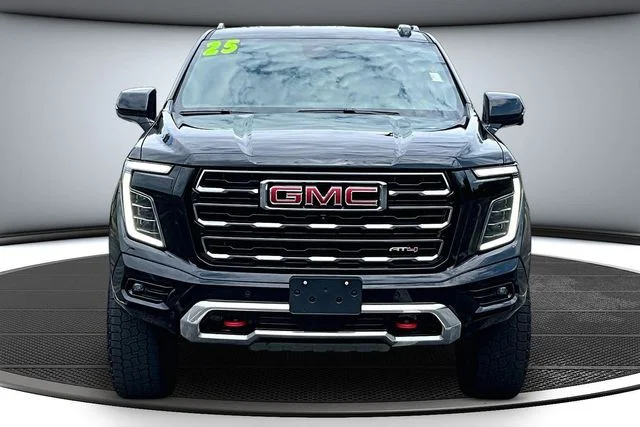 Used 2025 GMC Yukon XL AT4 with VIN 1GKS2HRD8SR226409 for sale in Kansas City