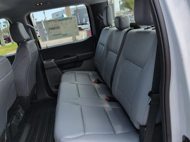 New 2026 Oxford White Ford XL image 14