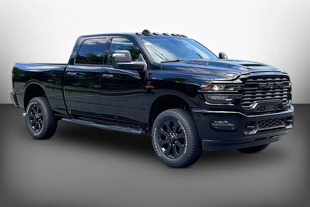 New 2026 Diamond Black Crystal Pearlcoat RAM  image 1