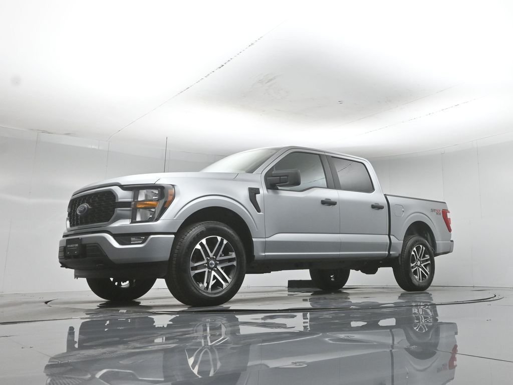 Used 2023 Silver Ford XL image 44