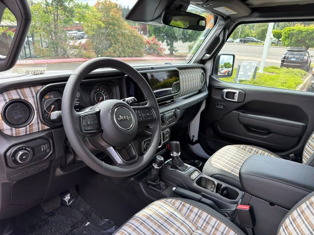 New 2026 Bright White Clearcoat Jeep 85th Anniversary Edition image 16