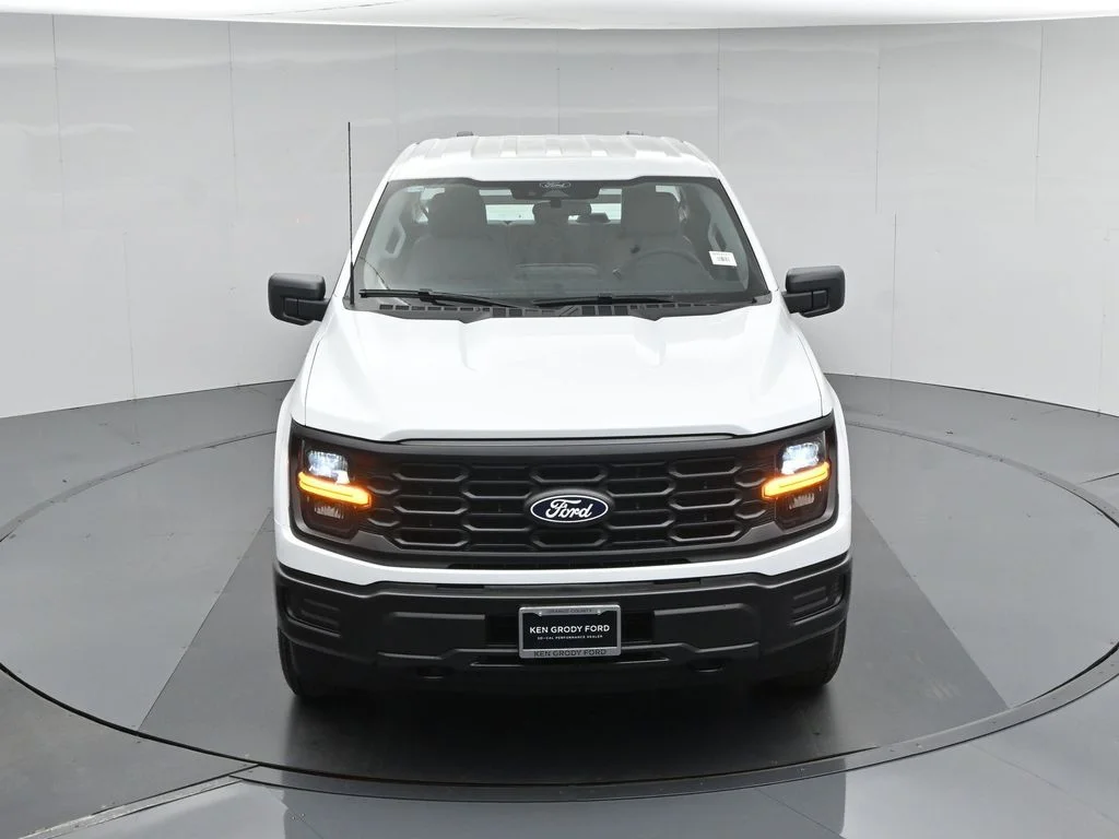 New 2026 White Ford XL image 33