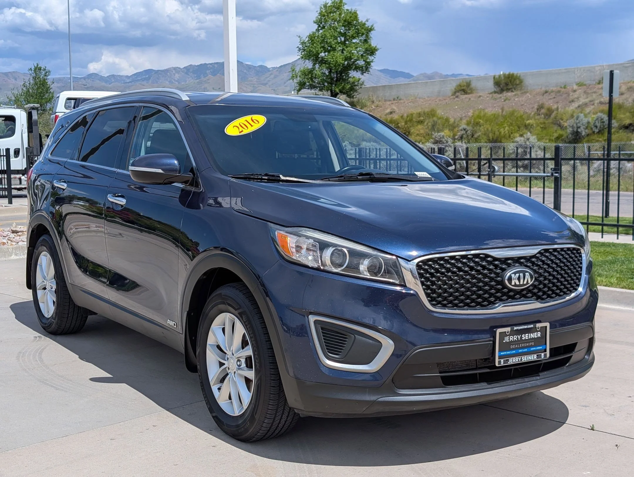 Used 2016 Blaze Blue Kia LX image 7
