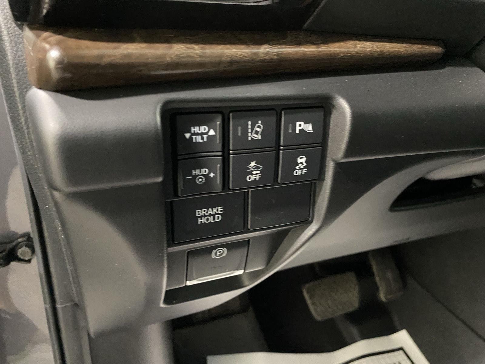 Used 2019 Modern Steel Metallic Acura SH-AWD w/Advance image 20