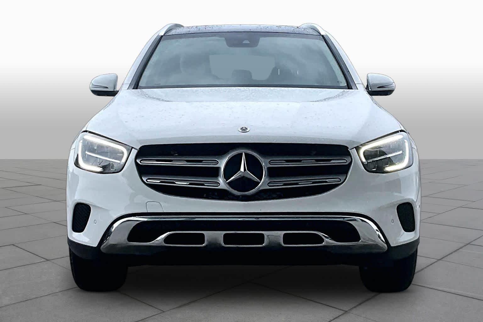 Used 2022 Polar White Mercedes-Benz GLC 300 image 4