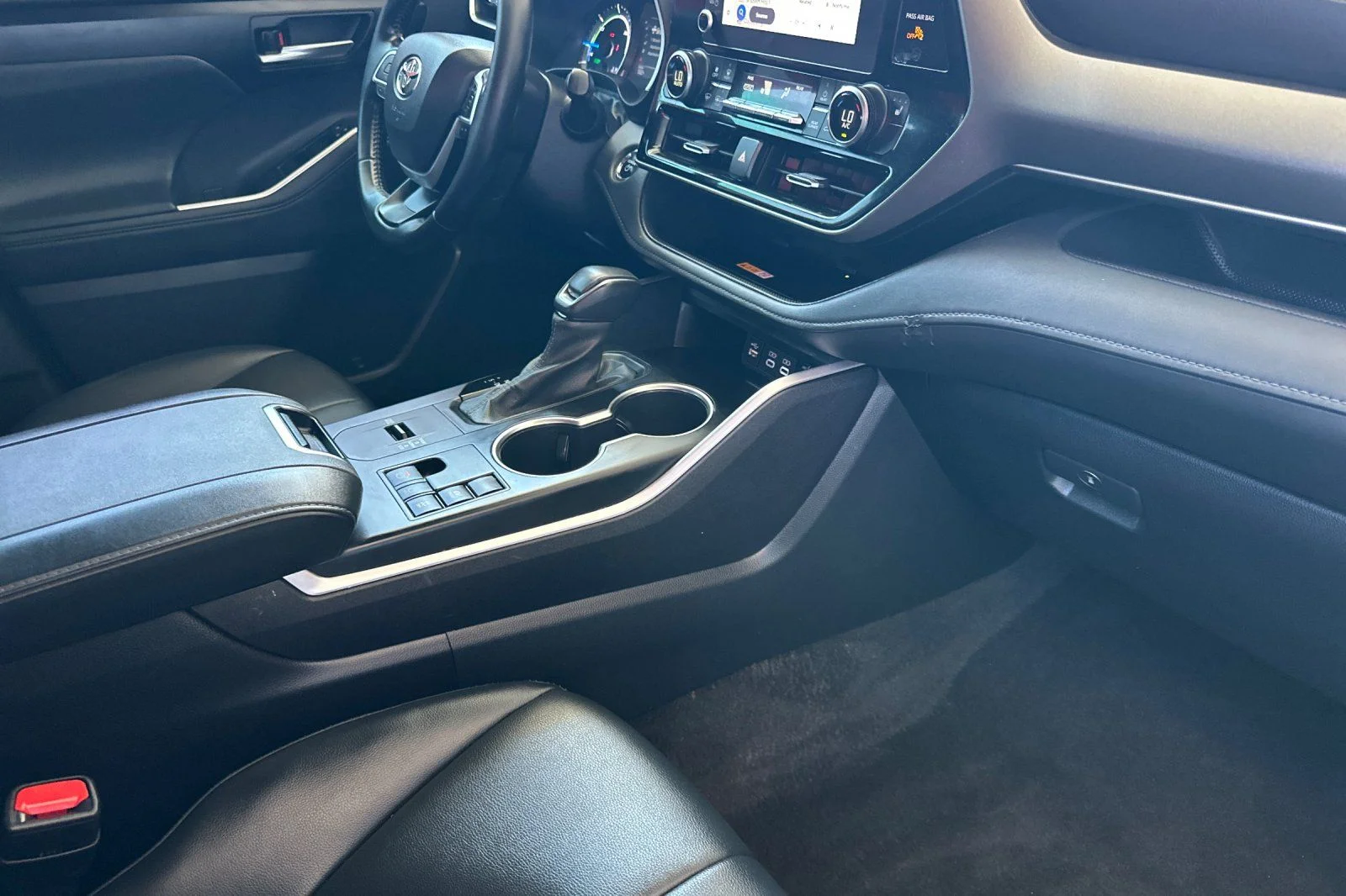 Used 2023 Gray Toyota XLE image 21
