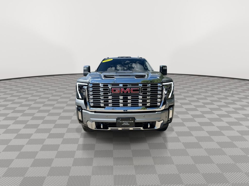 Used 2025 Sterling Metallic GMC Denali image 5