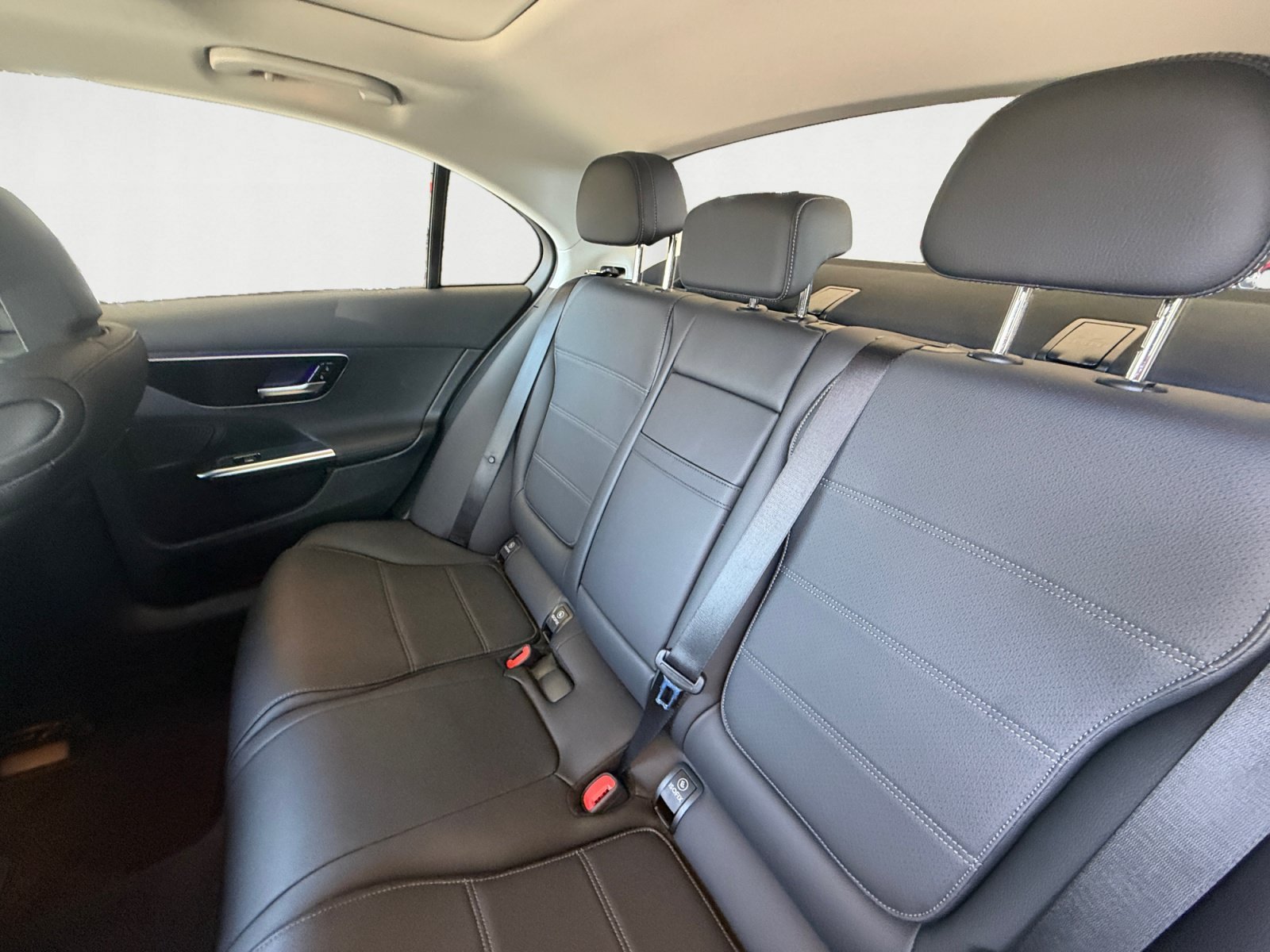 Used 2026 Silver Metallic Mercedes-Benz C 300 image 13