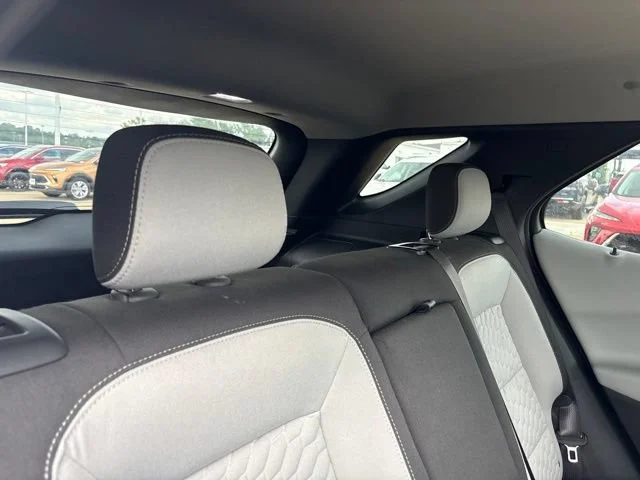 2020 Chevrolet Equinox LS - Photo 34