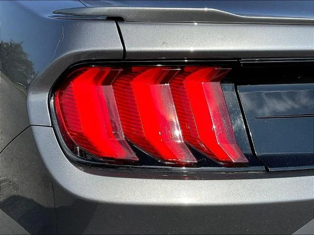 Certified Used 2021 Carbonized Gray Metallic Ford GT Premium image 62