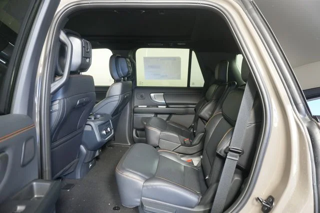 New 2027 Marsh Gray Ford Tremor® image 25