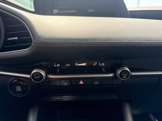 Used 2020 Red Mazda Select image 15