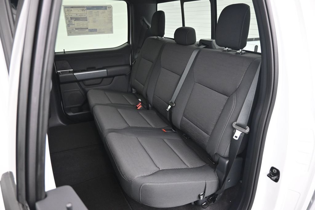 New 2026 Oxford White Ford XLT image 11