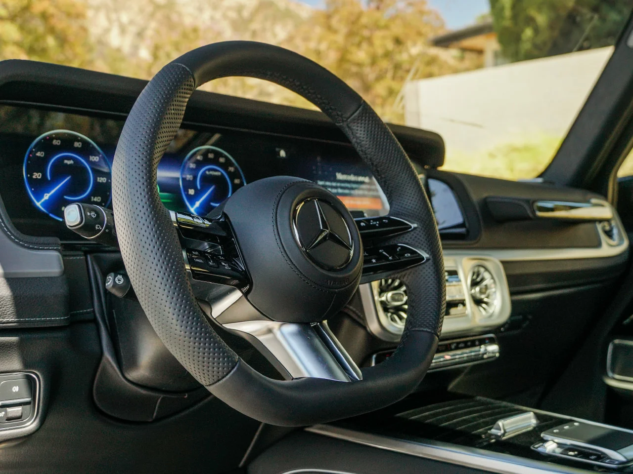 New 2027 Obsidian Black Metallic Mercedes-Benz G 580 image 17