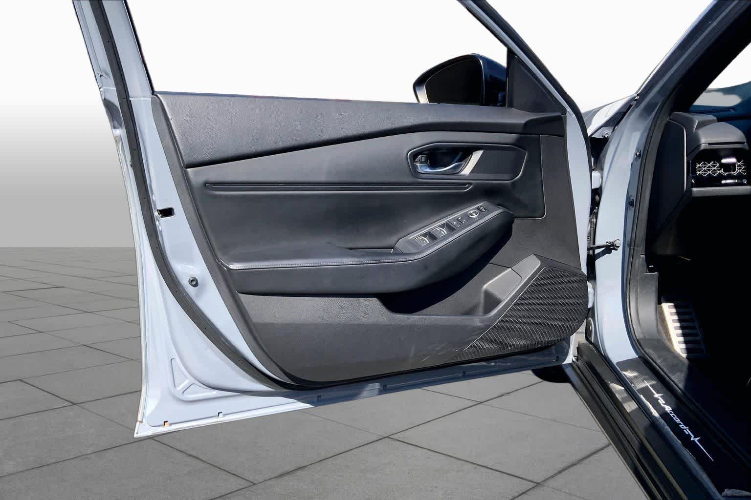 Used 2023 Urban Gray Pearl Honda Sport image 22