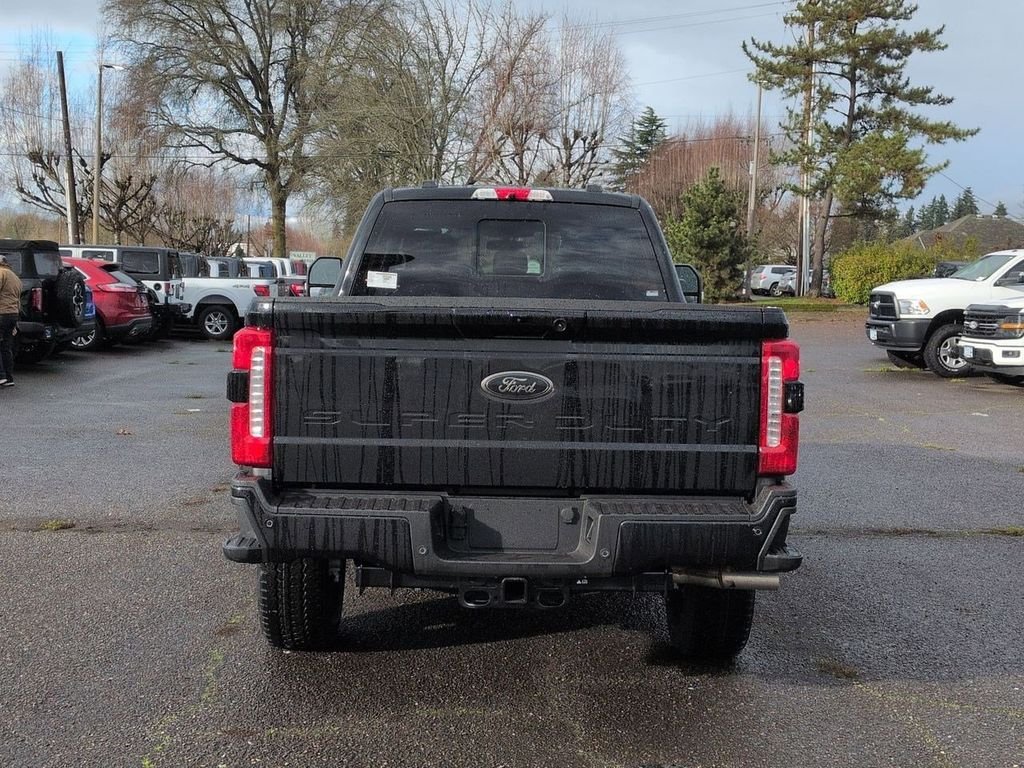 New 2026 Agate Black Metallic Ford F-350® Lariat® image 39