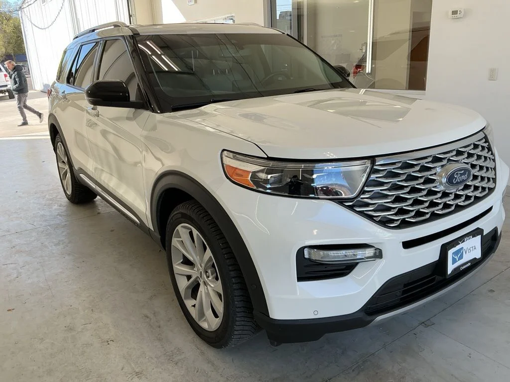 2022 Ford Explorer Platinum 4WD's photo