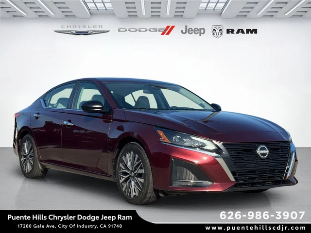 2025 Nissan Altima SV