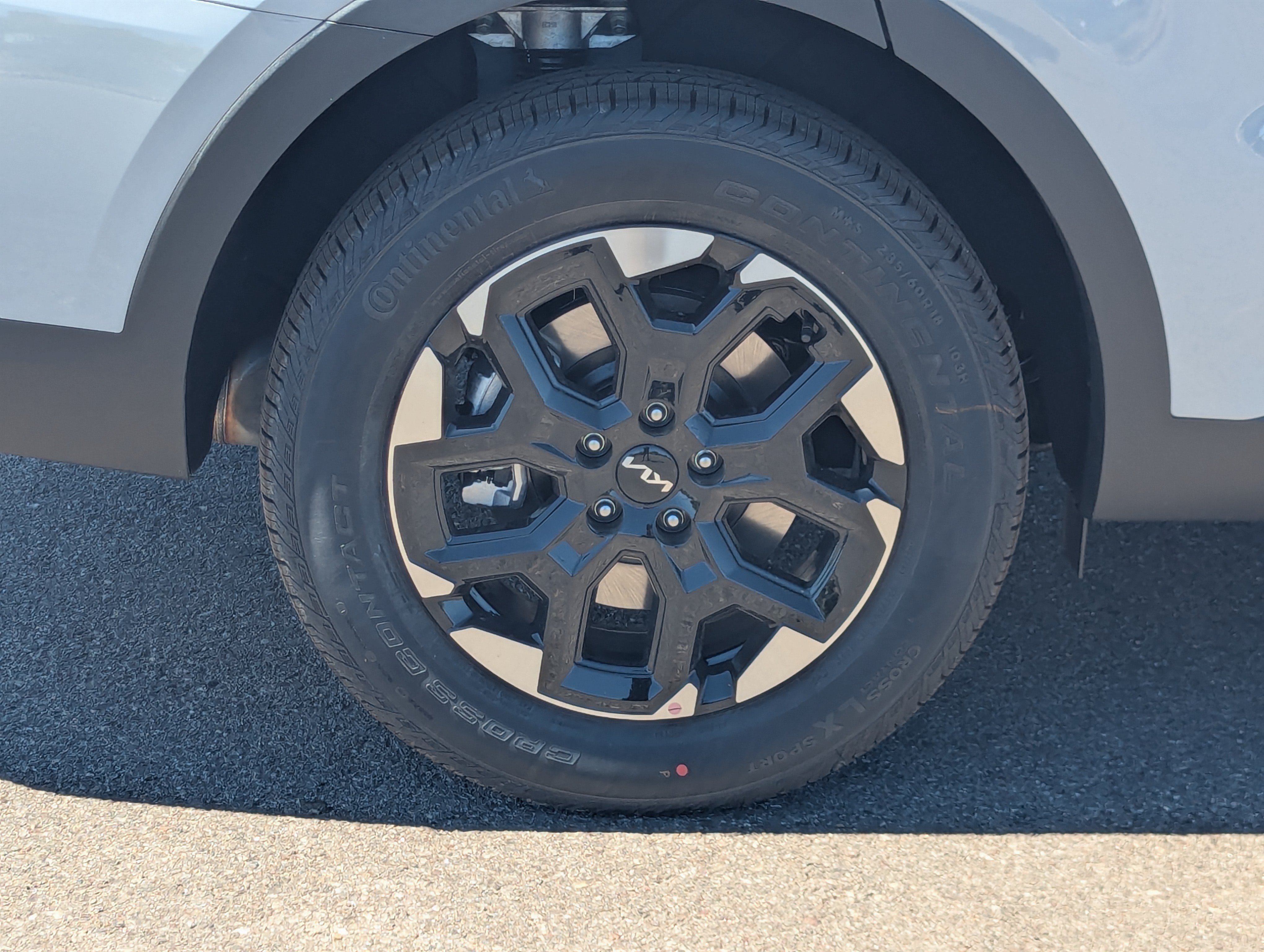 New 2026 Wolf Gray Kia S image 7
