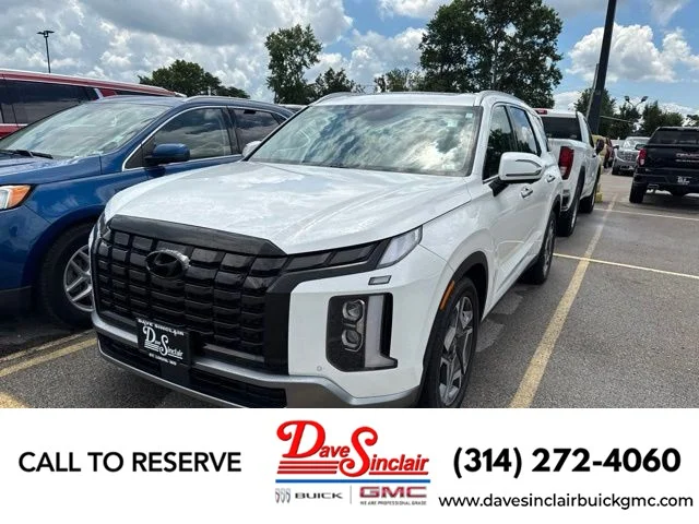Used 2024 Hyper White Hyundai SEL 7P AWD image 1