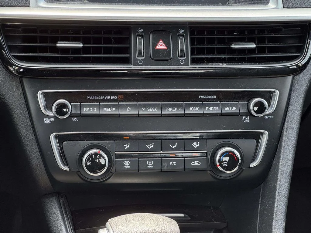 Used 2020 Gray Kia LX image 18
