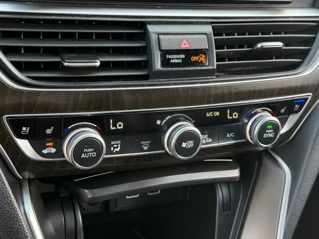 Used 2022 Black Honda Touring image 20