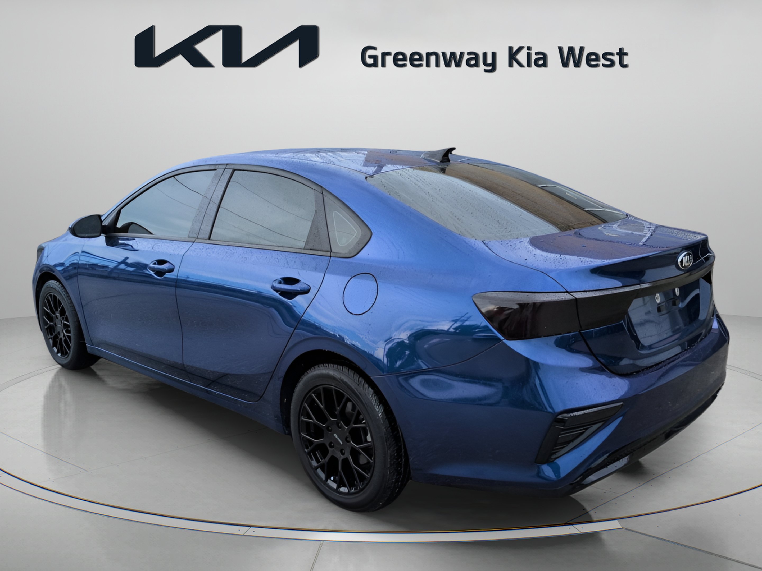 Certified Used 2021 Deep Sea Blue Kia LXS image 4