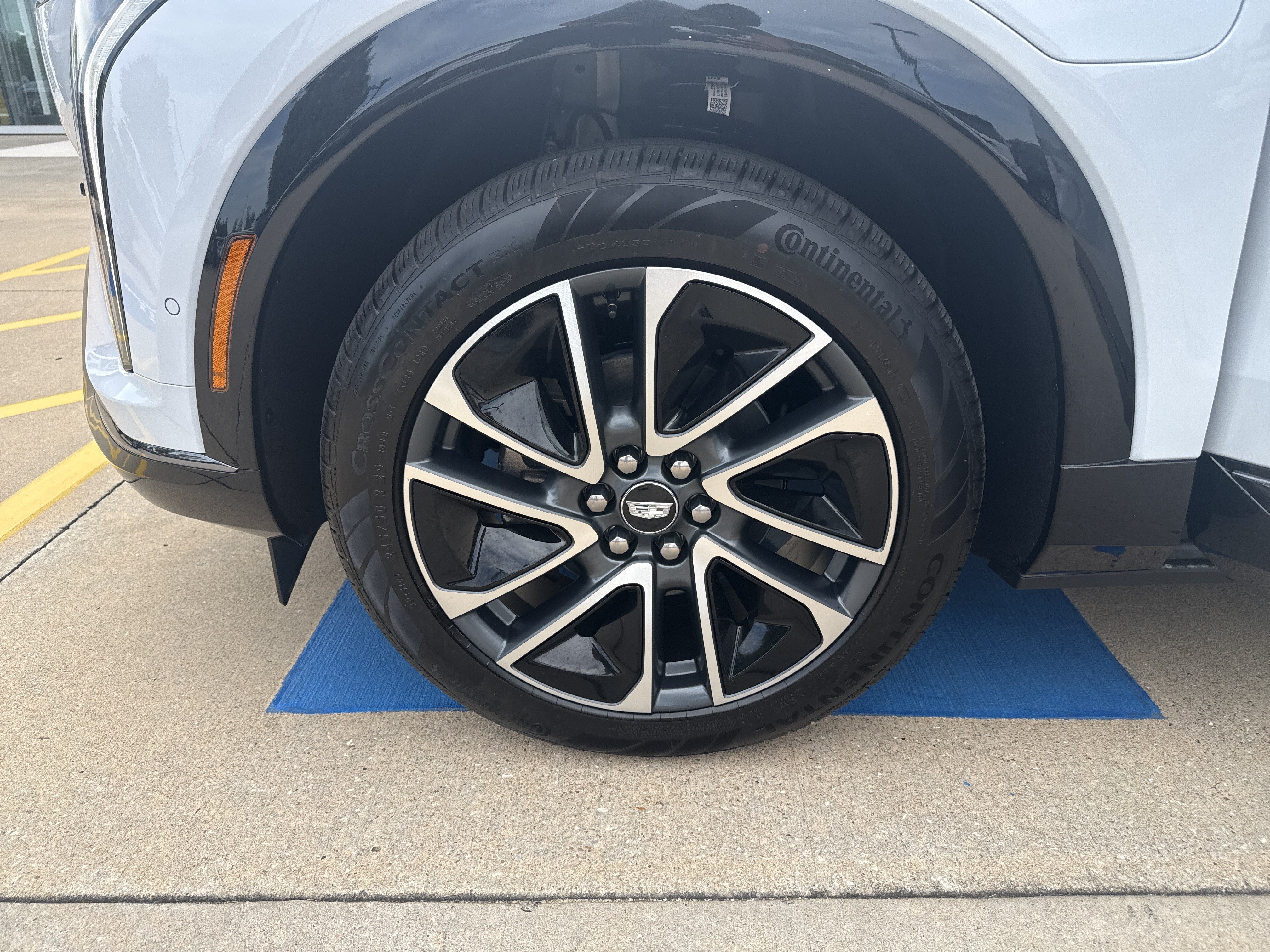 2026 Cadillac OPTIQ Sport - Photo 21