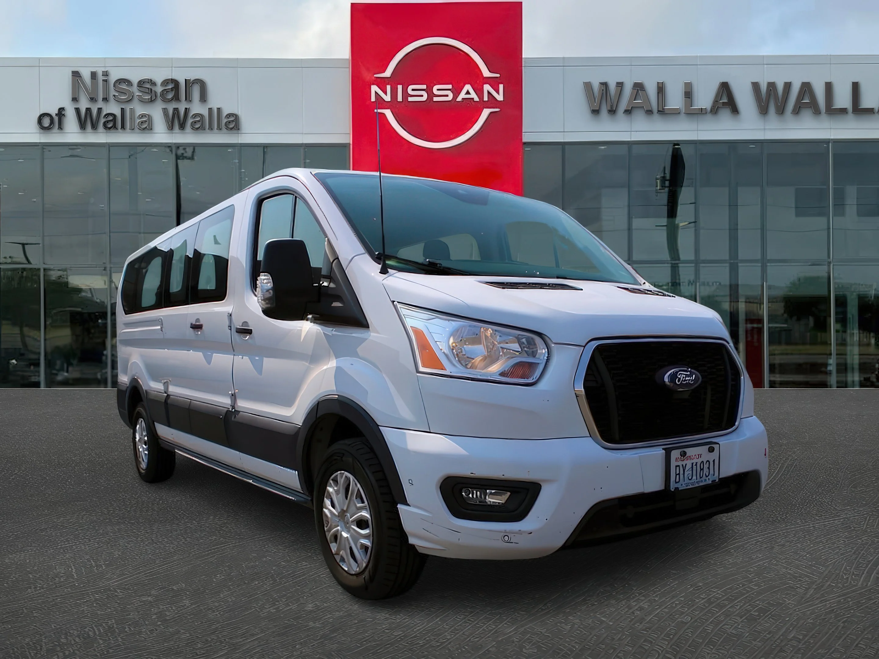 2021 Ford Transit 350 XLT Low Roof Sliding Pass. 148's photo