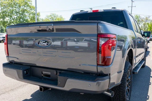 New 2026 Gray Metallic Ford XLT image 5