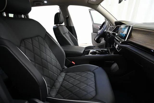 New 2026 Silver Volkswagen 2.0T SEL Premium R-Line image 30