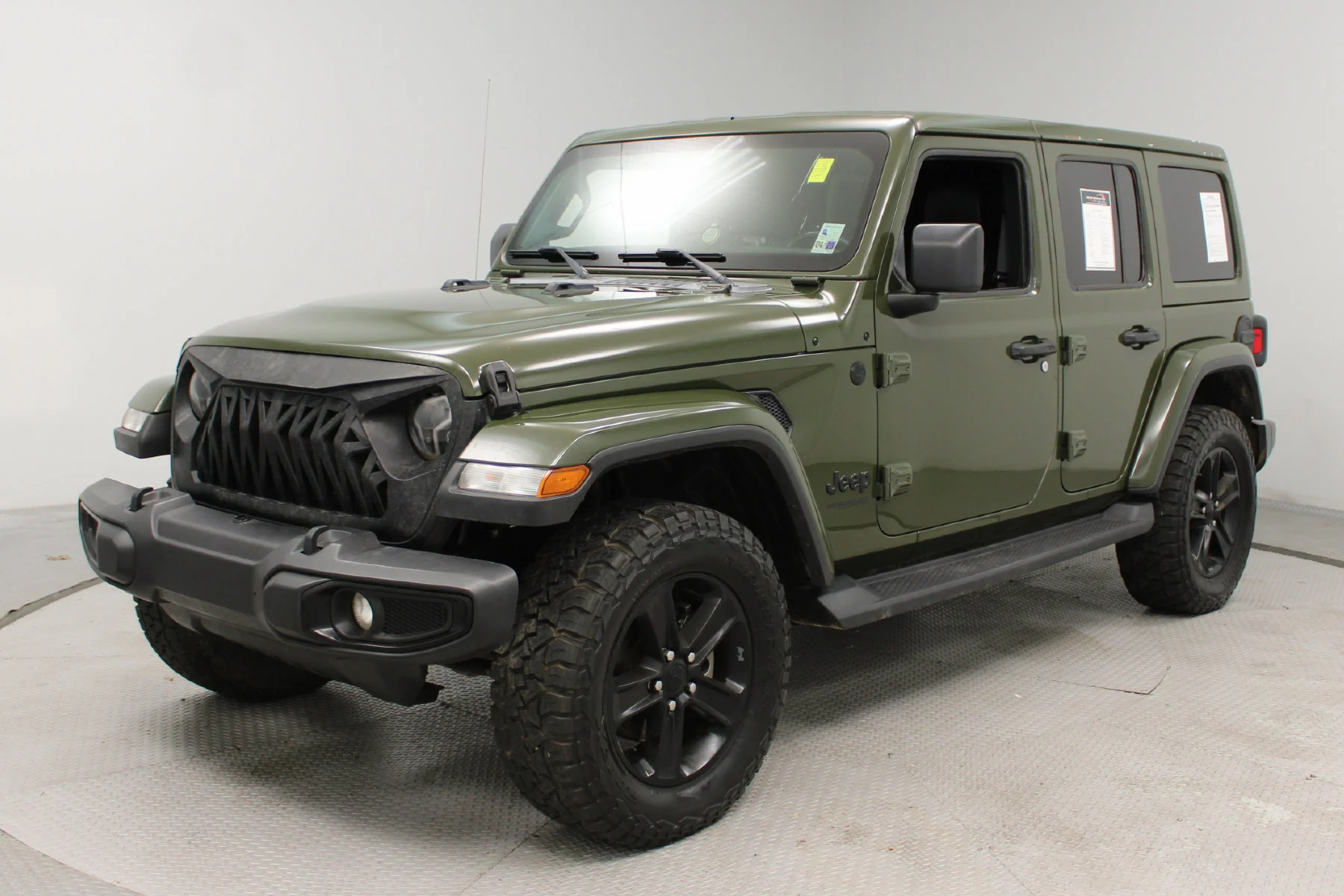 Used 2021 Sarge Green Clearcoat Jeep Sahara Altitude 4x4 image 29