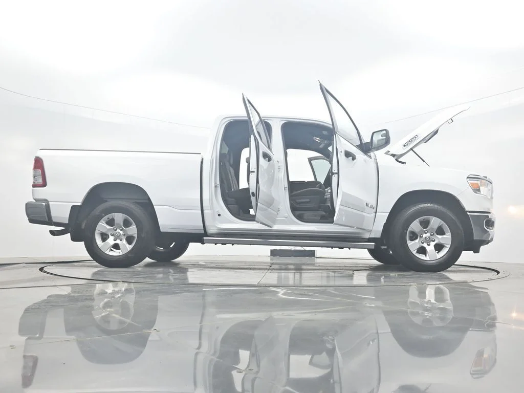 Used 2023 White Ram Big Horn/Lone Star image 43