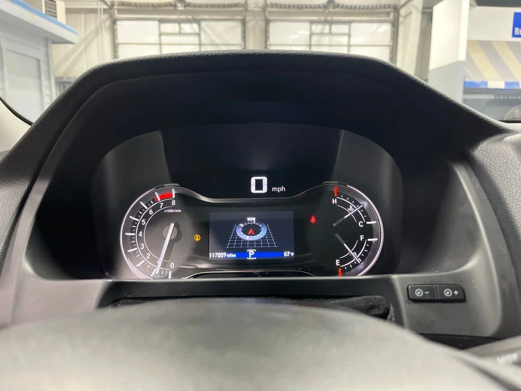 Certified Used 2017 Lunar Silver Metallic Honda RTL-E image 19