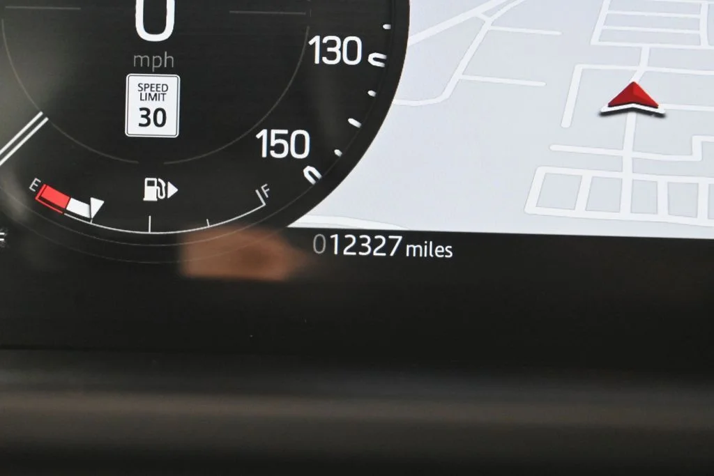 Certified Used 2025 White Land Rover S image 17