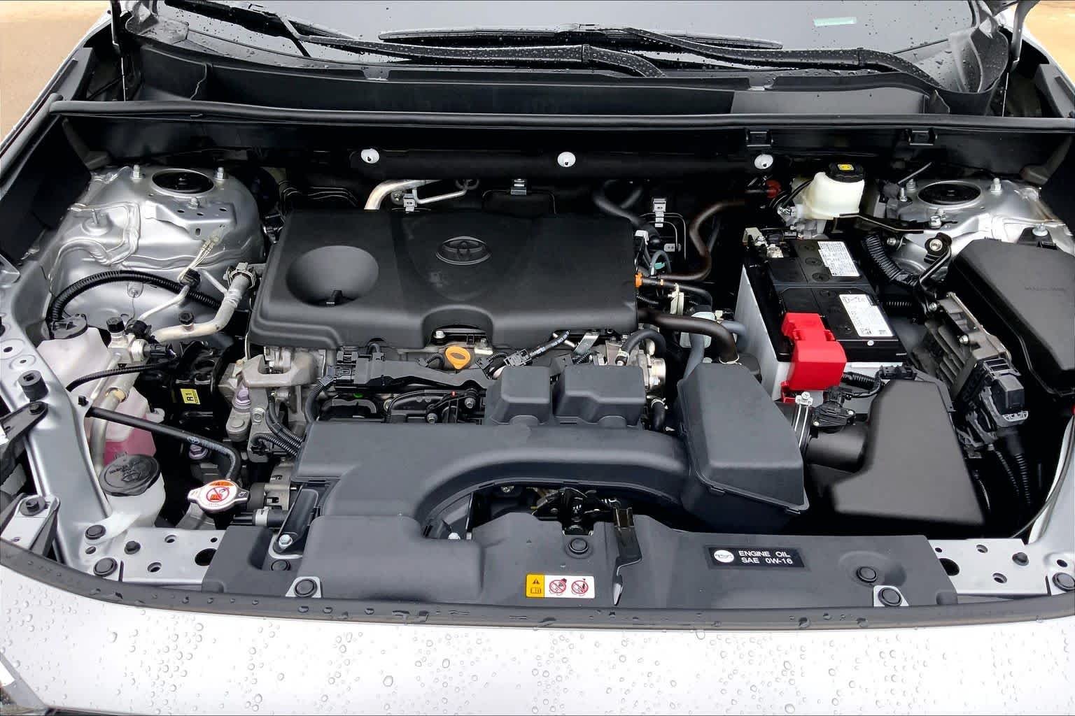 Used 2024 Silver Sky Metallic Toyota XLE image 29