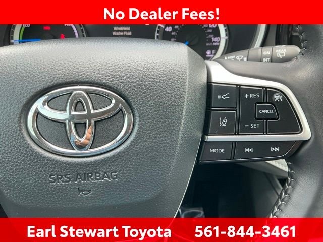 Certified Used 2025 Silver Toyota XLE image 64