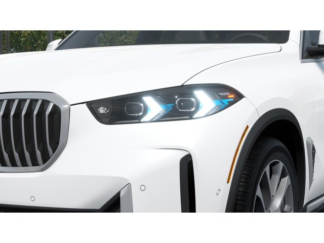 New 2026 White Metallic BMW X5 image 6