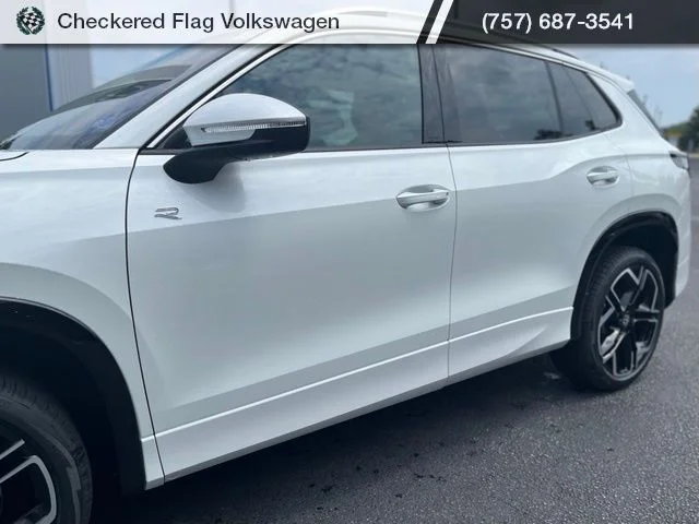 New 2026 White Volkswagen 2.0T SEL R-Line Turbo image 3
