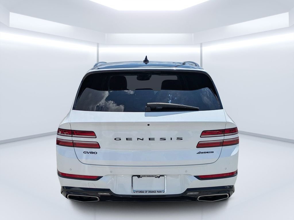 Used 2022 White Genesis 3.5T image 4