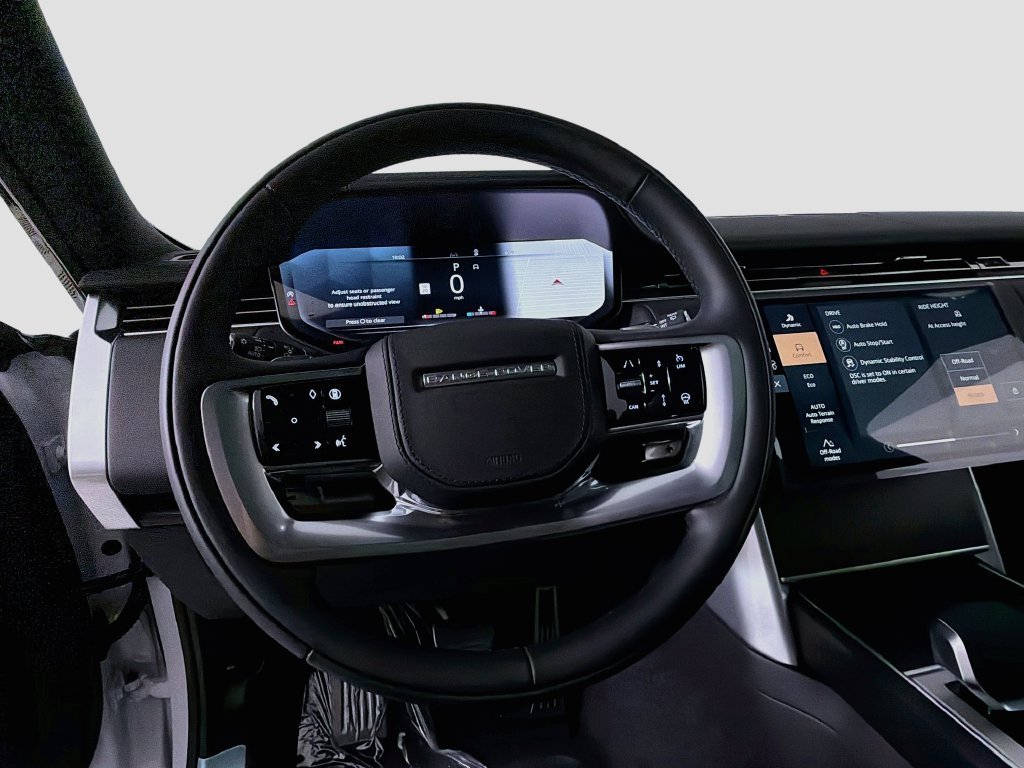 New 2026 Fuji White Land Rover SE image 5