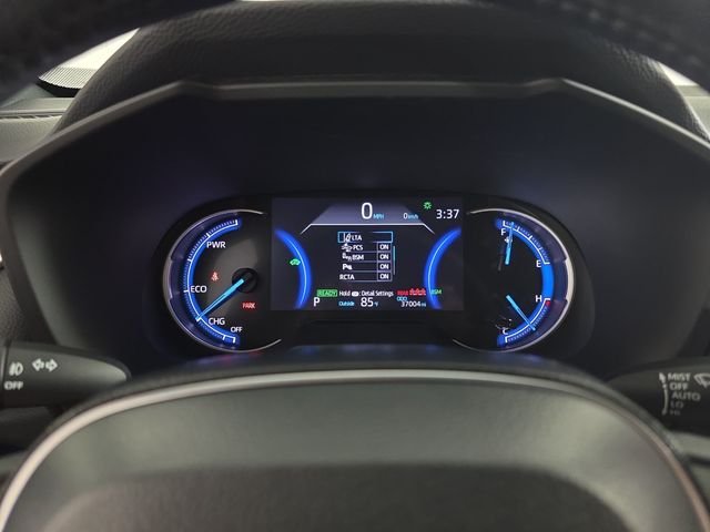 Used 2021 White Toyota XSE image 15