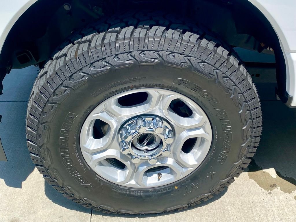 Used 2025 White Ford XLT image 10