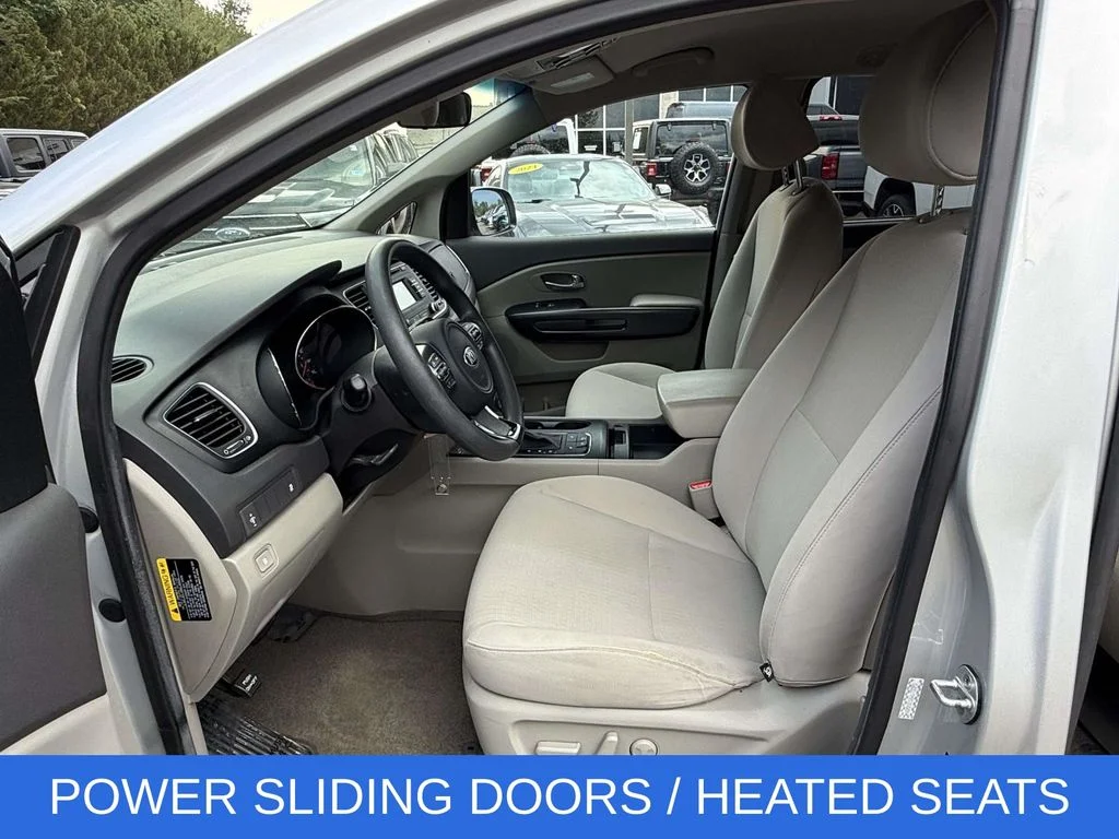 Used 2016 Silver Kia LX image 13