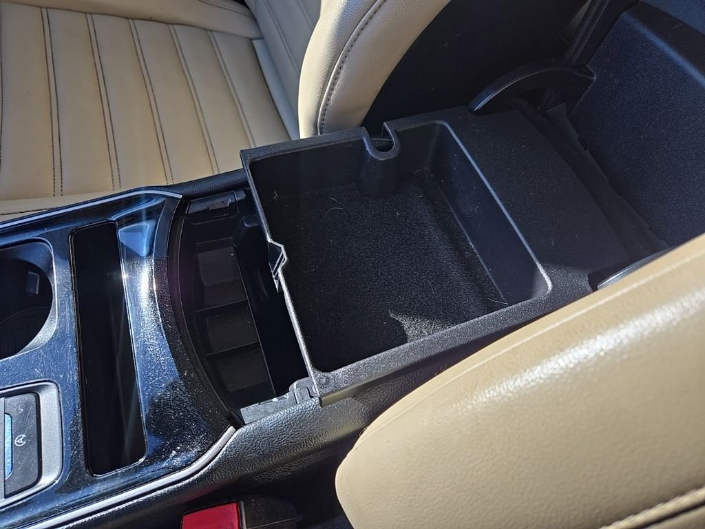 Used 2019 Blue Ford SEL image 66