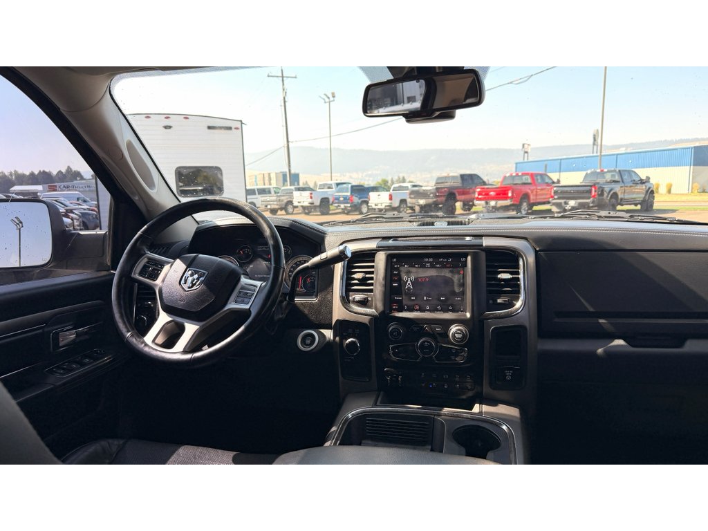 Used 2018 Black Ram Laramie image 15