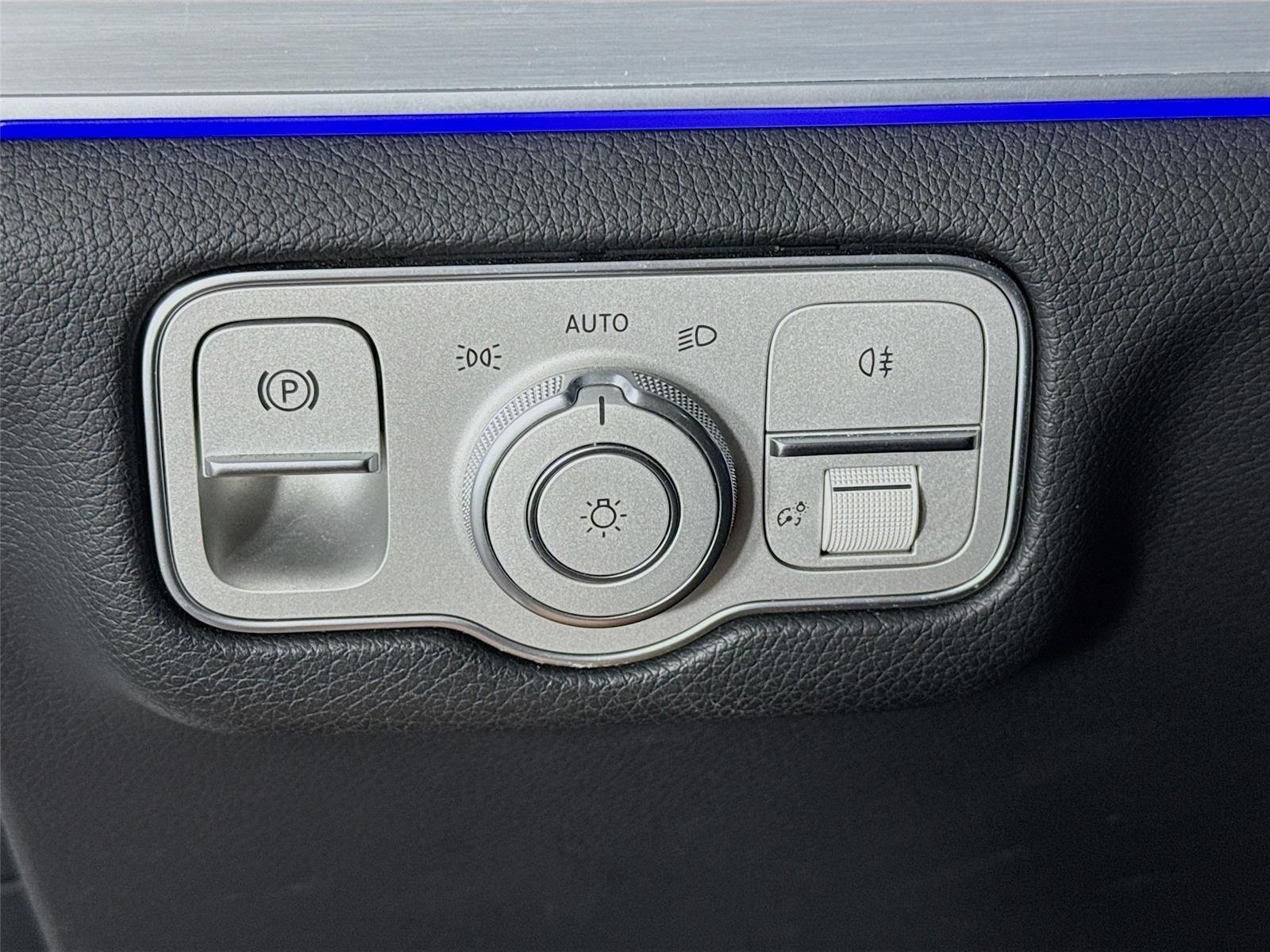 Used 2024 White Mercedes-Benz GLE 350 image 10