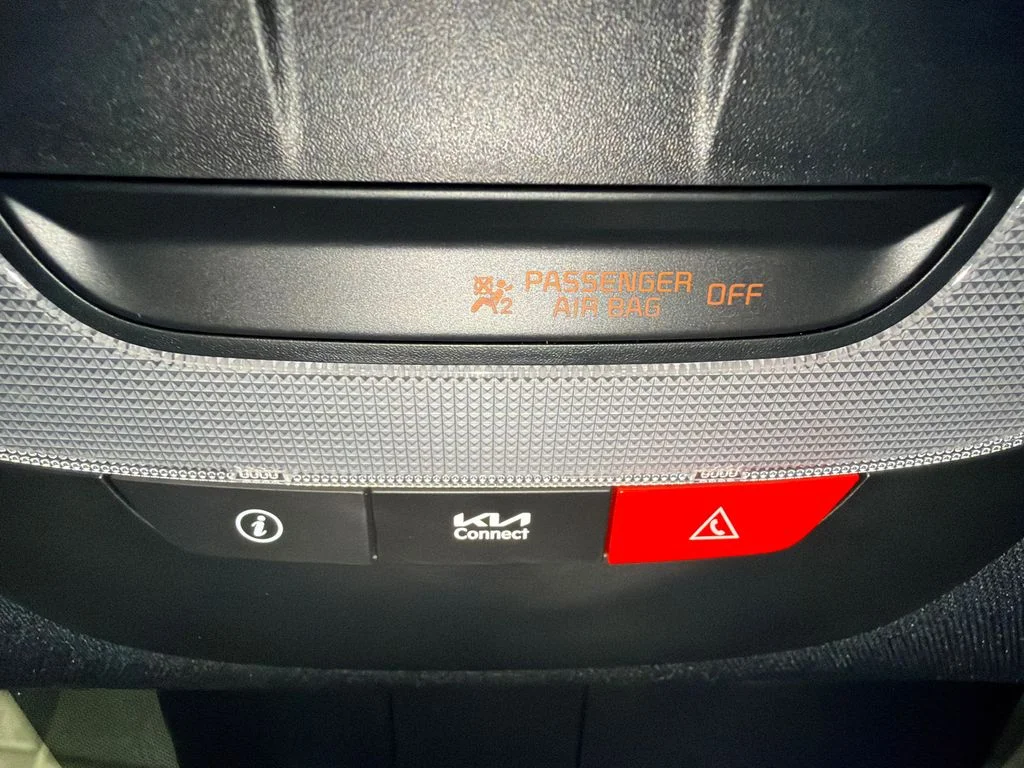 Used 2024 Sapphire Blue Kia GT-Line image 38