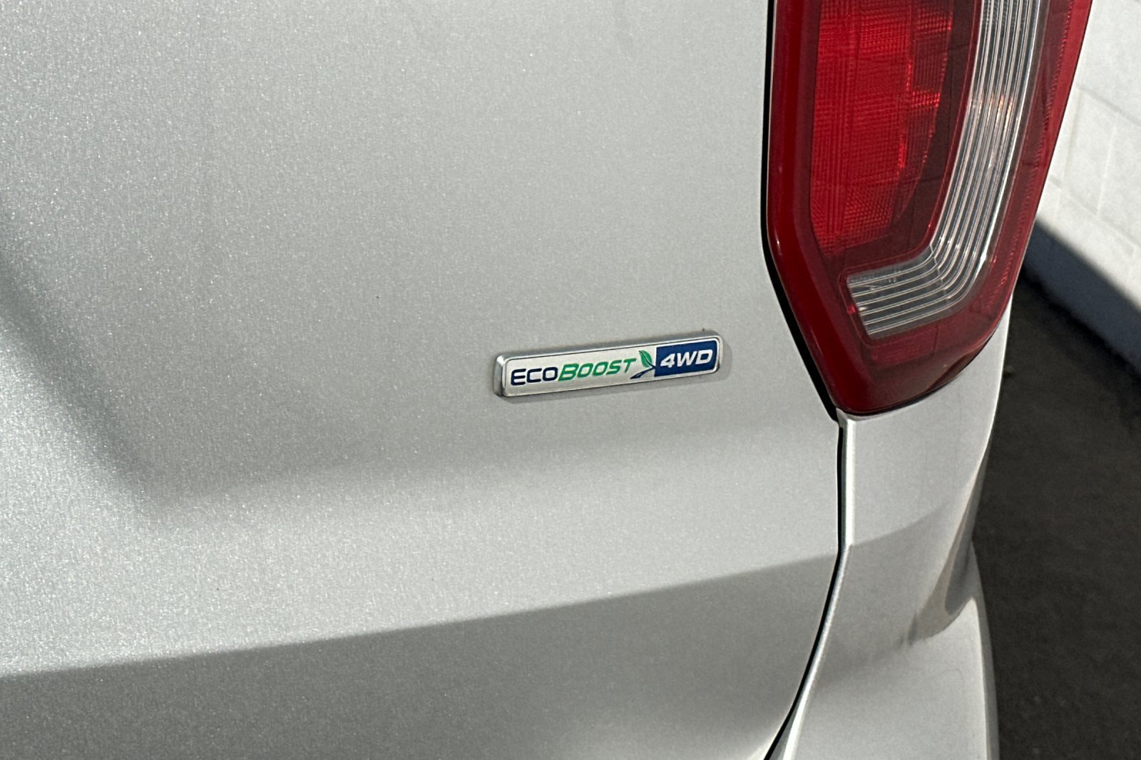 Used 2019 Silver Ford Sport image 33